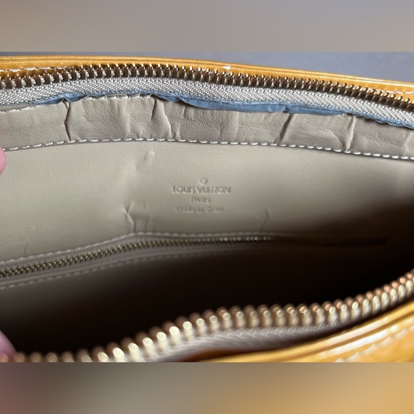 SOLD✨Louis Vuitton✨ Vernis Leather LV Monogram Houston Tote Bag EUC - Picture 13 of 17